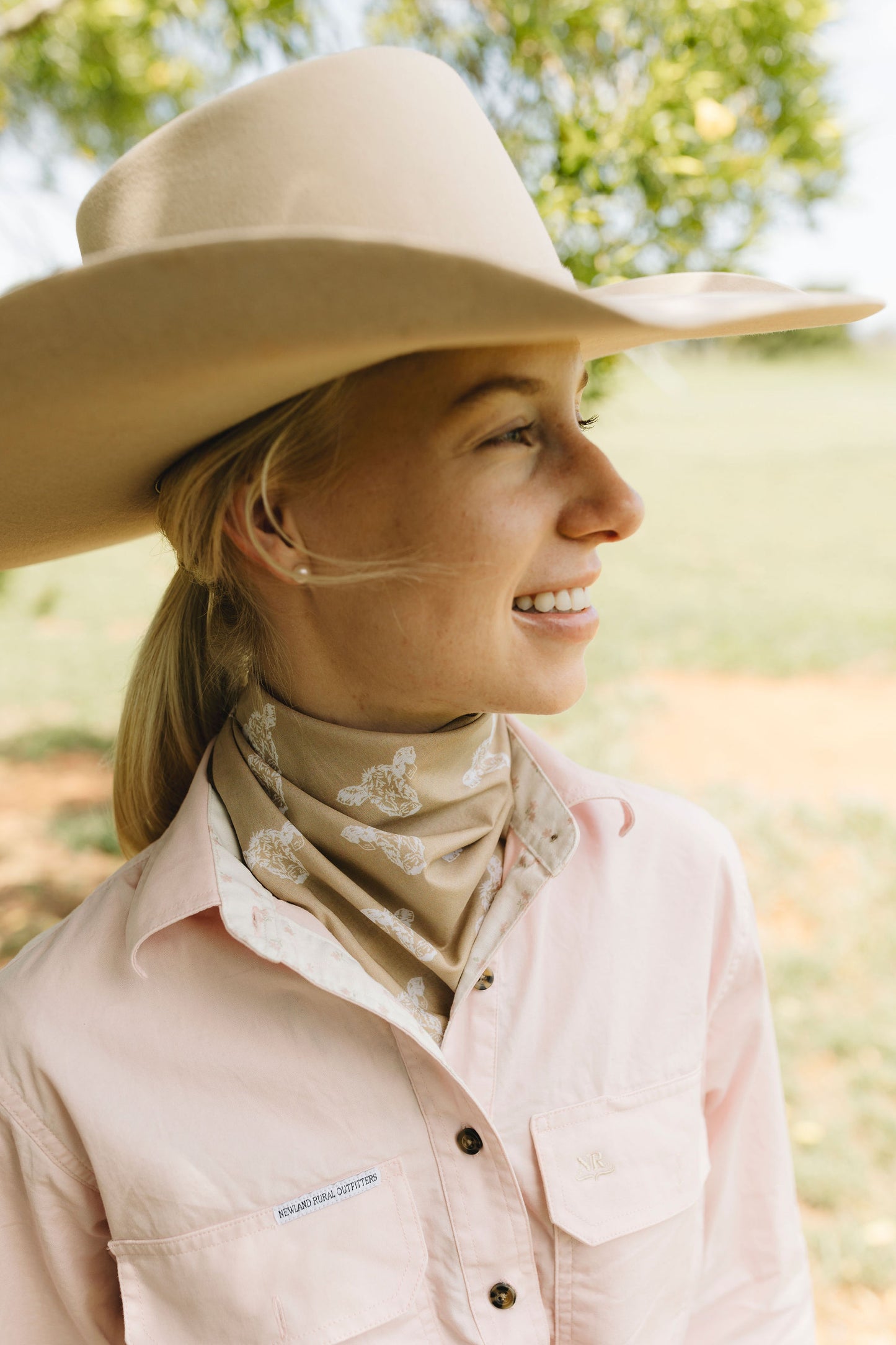 Calf Hand Drawn Bandana - Brown