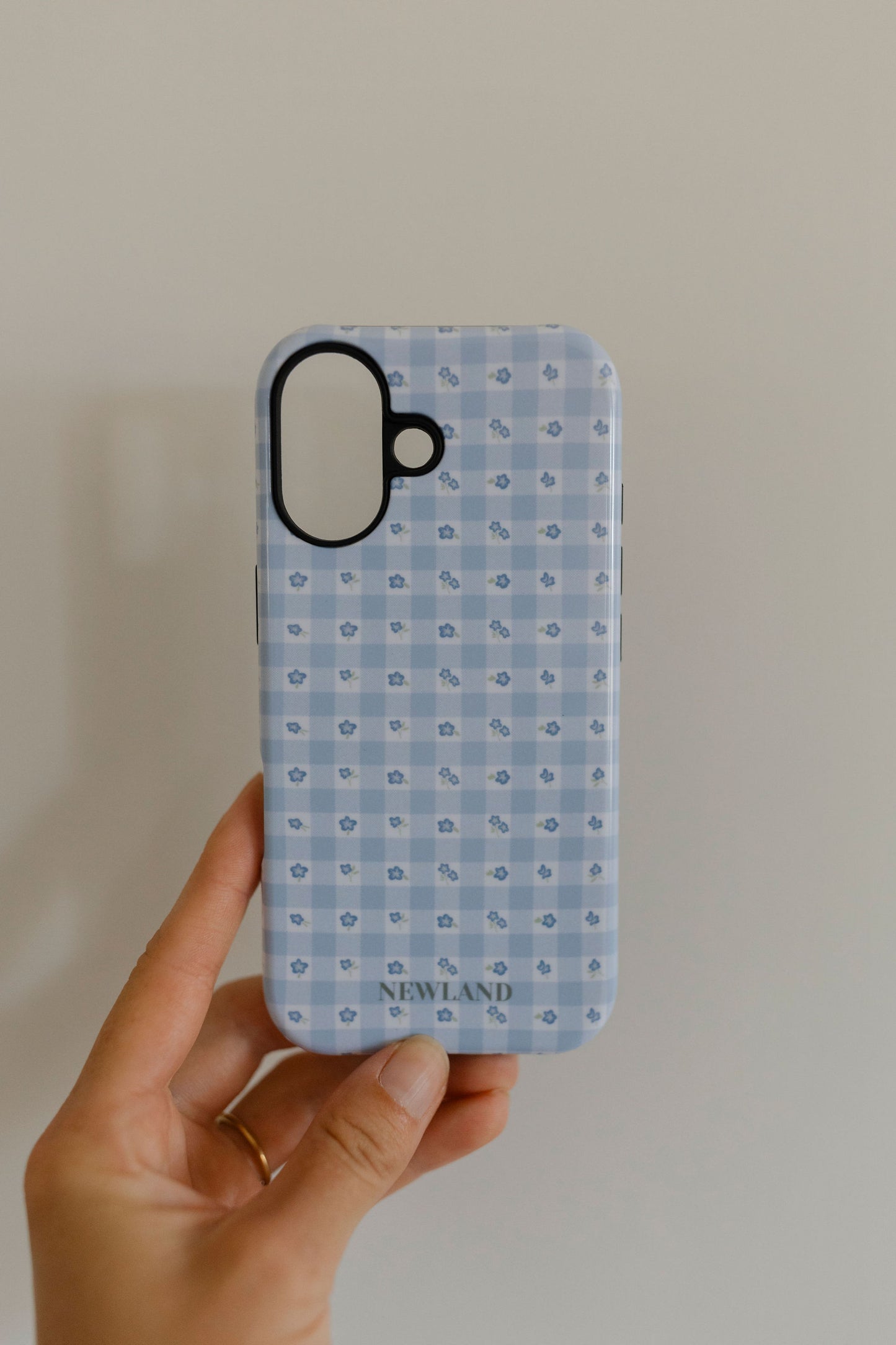 Blue Floral Gingham MagSafe Phone Case