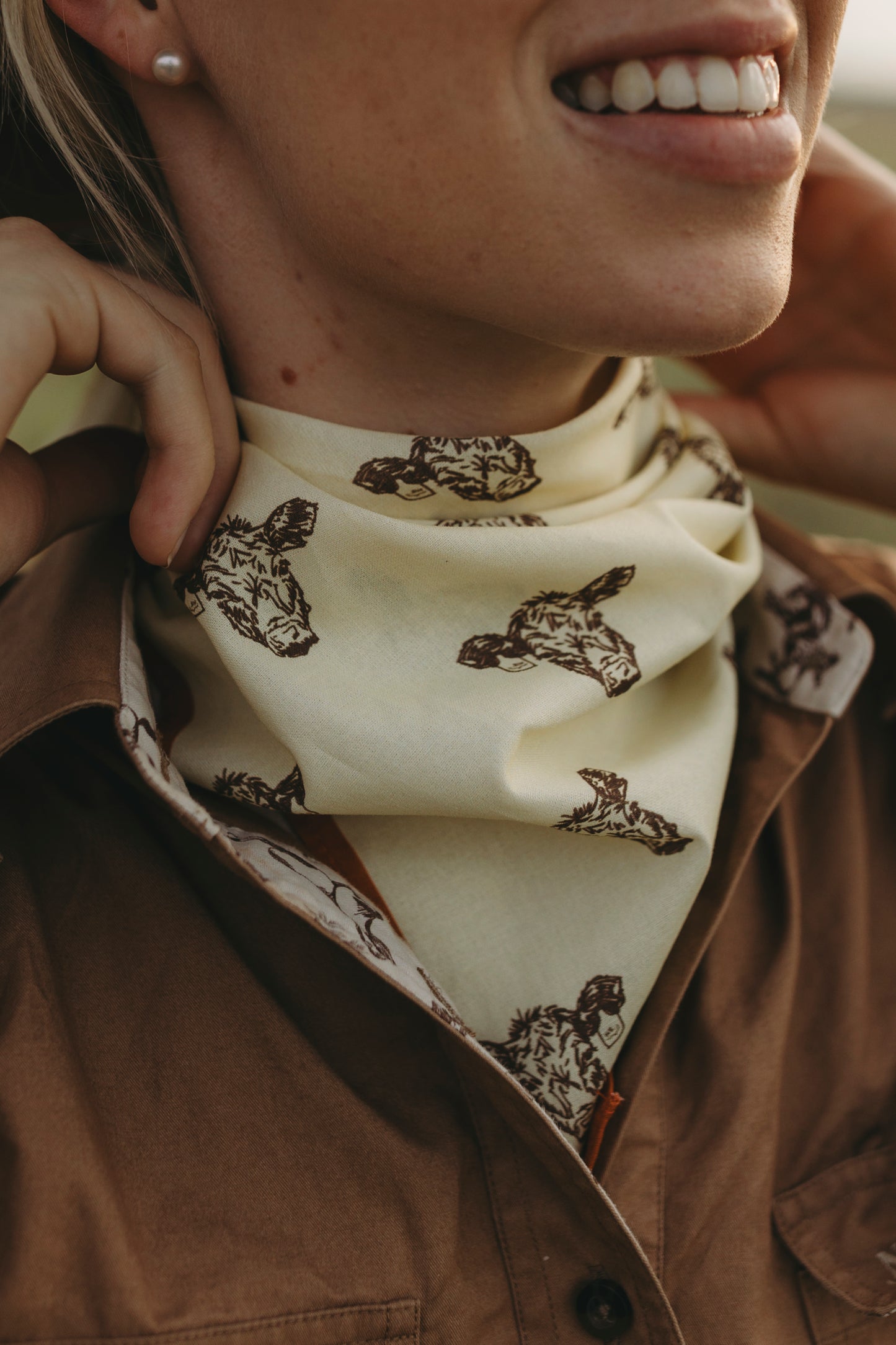 Calf Hand Drawn Bandana - Yellow